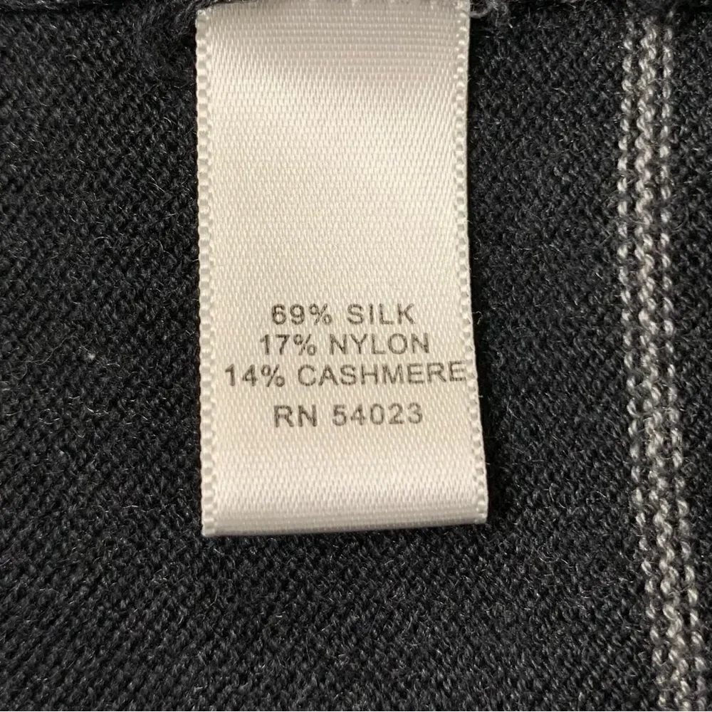 Banana Republic Silk Cashmere Blend Men’s V-neck Pullover Sweater, Sz Large